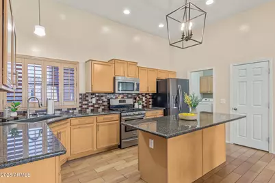 240 W Brooks Street, Gilbert, AZ 85233 - Photo 8