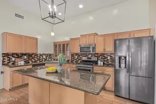 240 W Brooks St, Gilbert, AZ 85233 - Photo 10