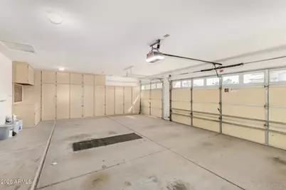 8438 W Paradise Drive, Peoria, AZ 85345 - Photo 38