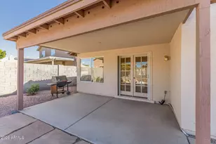 8438 W Paradise Dr, Peoria, AZ 85345 - Photo 40