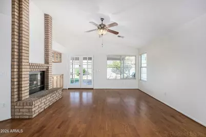 8438 W Paradise Drive, Peoria, AZ 85345 - Photo 16