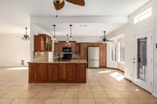 11105 W Olive Dr, Avondale, AZ 85392 - Photo 14