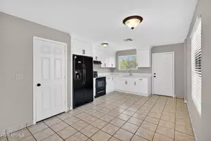 34682 N Kachina Ln, San Tan Valley, AZ 85140 - Photo 2