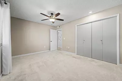 10708 W Camelot Circle, Sun City, AZ 85351 - Photo 16