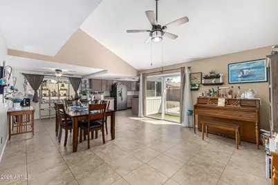 15425 N 23rd Drive, Phoenix, AZ 85023 - Photo 16