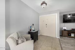 15425 N 23rd Dr, Phoenix, AZ 85023 - Photo 10