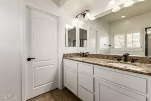 6940 E Cochise Rd, Paradise Valley, AZ 85253 - Photo 24