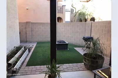 2416 W Dusty Wren Drive, Phoenix, AZ 85085 - Photo 40