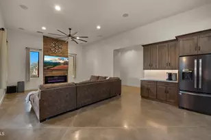 24648 S 186th Pl, Queen Creek, AZ 85142 - Photo 12