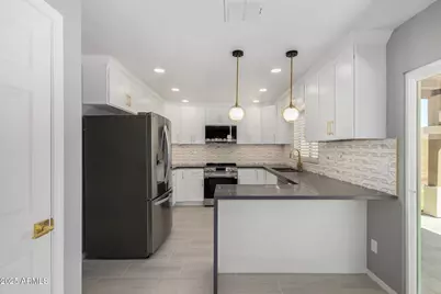 6333 W Nez Perce Street, Phoenix, AZ 85043 - Photo 12