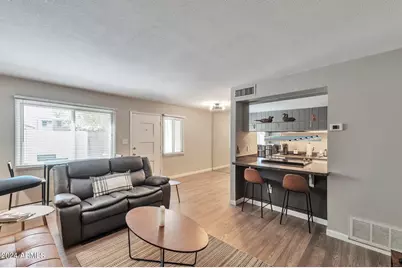 4215 N 81st Street, Scottsdale, AZ 85251 - Photo 2