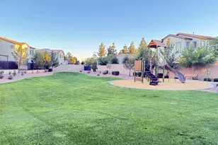 668 N Sparrow Ct, Gilbert, AZ 85234 - Photo 34