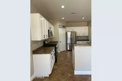 7024 S Claiborne Avenue, Gilbert, AZ 85298 - Photo 14