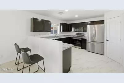 970 E Christopher Street, San Tan Valley, AZ 85140 - Photo 10