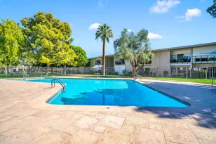 6125 E Indian School Rd, Scottsdale, AZ 85251 - Photo 28