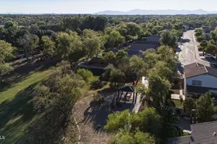 235 W Goldfinch Way, Chandler, AZ 85286 - Photo 34