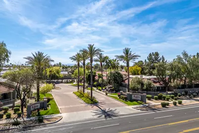 2929 W Yorkshire Drive #1072, Phoenix, AZ 85027 - Photo 1