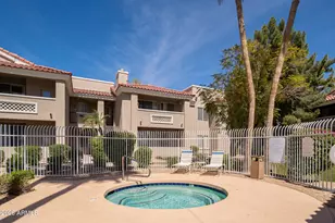 2929 W Yorkshire Dr, Phoenix, AZ 85027 - Photo 24