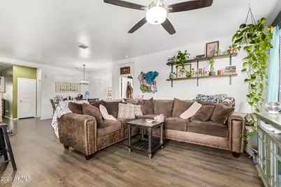 2424 W Tamarisk Avenue, Phoenix, AZ 85041 - Photo 10