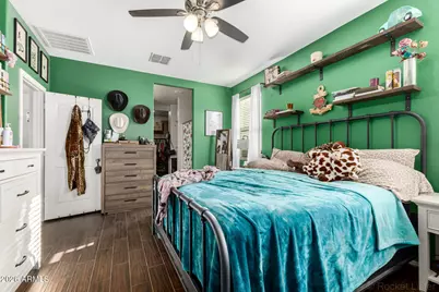 2424 W Tamarisk Avenue, Phoenix, AZ 85041 - Photo 16