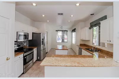 1375 W Musket Way, Chandler, AZ 85286 - Photo 8