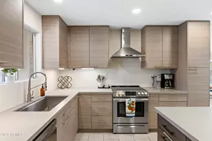 111 S Cholla St, Gilbert, AZ 85233 - Photo 12