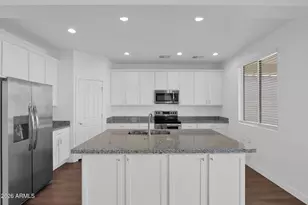 5814 S Daisy Patch Pl, Phoenix, AZ 85040 - Photo 16