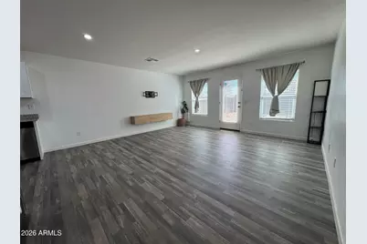 227 W Douglas Avenue, Coolidge, AZ 85128 - Photo 2