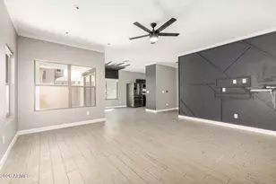 1105 E Parkview Ct, Gilbert, AZ 85295 - Photo 2
