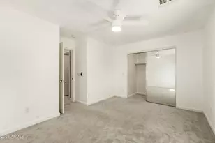 1105 E Parkview Ct, Gilbert, AZ 85295 - Photo 22