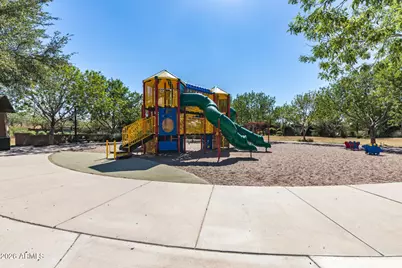 1105 E Parkview Court, Gilbert, AZ 85295 - Photo 30