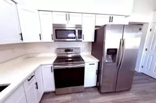 1009 E Chipman Rd, Phoenix, AZ 85040 - Photo 4