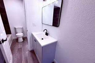 1009 E Chipman Rd, Phoenix, AZ 85040 - Photo 18