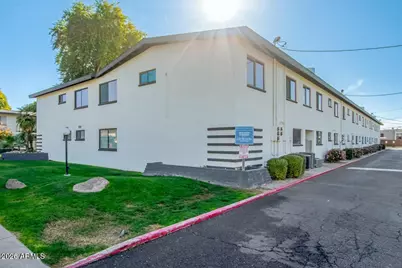 721 E Montebello Avenue #Unit 108, Phoenix, AZ 85014 - Photo 2