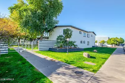 721 E Montebello Avenue #Unit 108, Phoenix, AZ 85014 - Photo 1