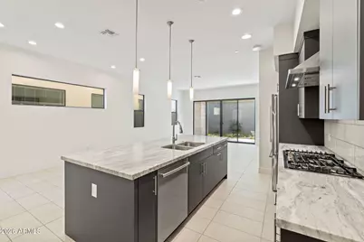 1 Easy Street #Unit 15, Carefree, AZ 85377 - Photo 4