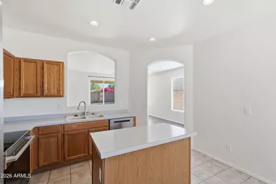 12725 W Cheery Lynn Road, Avondale, AZ 85392 - Photo 8