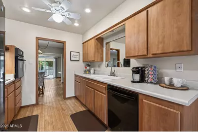 10723 W Saratoga Circle, Sun City, AZ 85351 - Photo 16