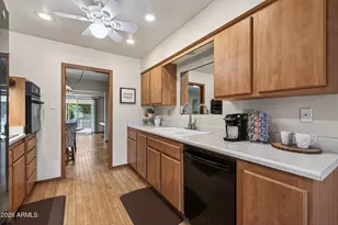 10723 W Saratoga Cir, Sun City, AZ 85351 - Photo 16