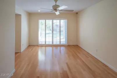 2533 W Laguna Azul Avenue, Mesa, AZ 85202 - Photo 10