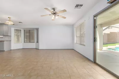 24984 W Hidalgo Drive, Buckeye, AZ 85326 - Photo 10