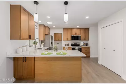 4327 E Catalina Circle, Mesa, AZ 85206 - Photo 8