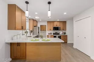 4327 E Catalina Cir, Mesa, AZ 85206 - Photo 8