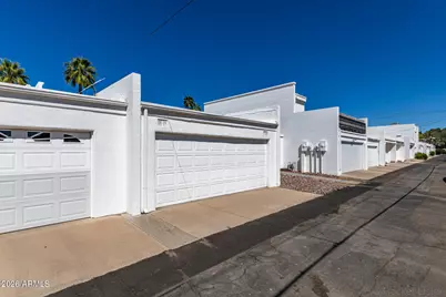 1919 E Medlock Drive, Phoenix, AZ 85016 - Photo 40