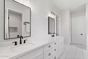 4164 E Camelback Rd, Phoenix, AZ 85018 - Photo 30