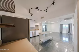 353 E Thomas Rd, Phoenix, AZ 85012 - Photo 26