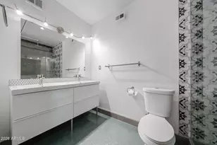 353 E Thomas Rd, Phoenix, AZ 85012 - Photo 52