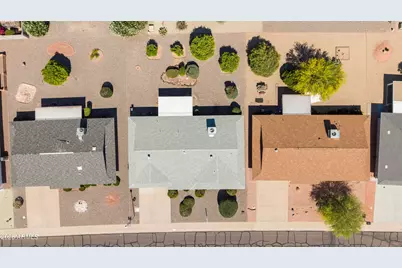 9326 W Willowbrook Drive, Sun City, AZ 85373 - Photo 30