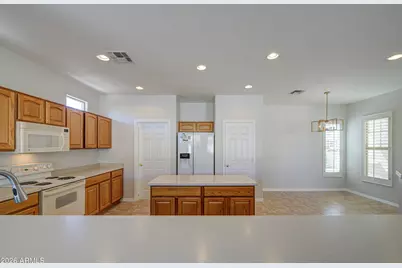 3854 E County Down Drive, Chandler, AZ 85249 - Photo 10