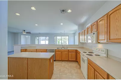 3854 E County Down Drive, Chandler, AZ 85249 - Photo 10